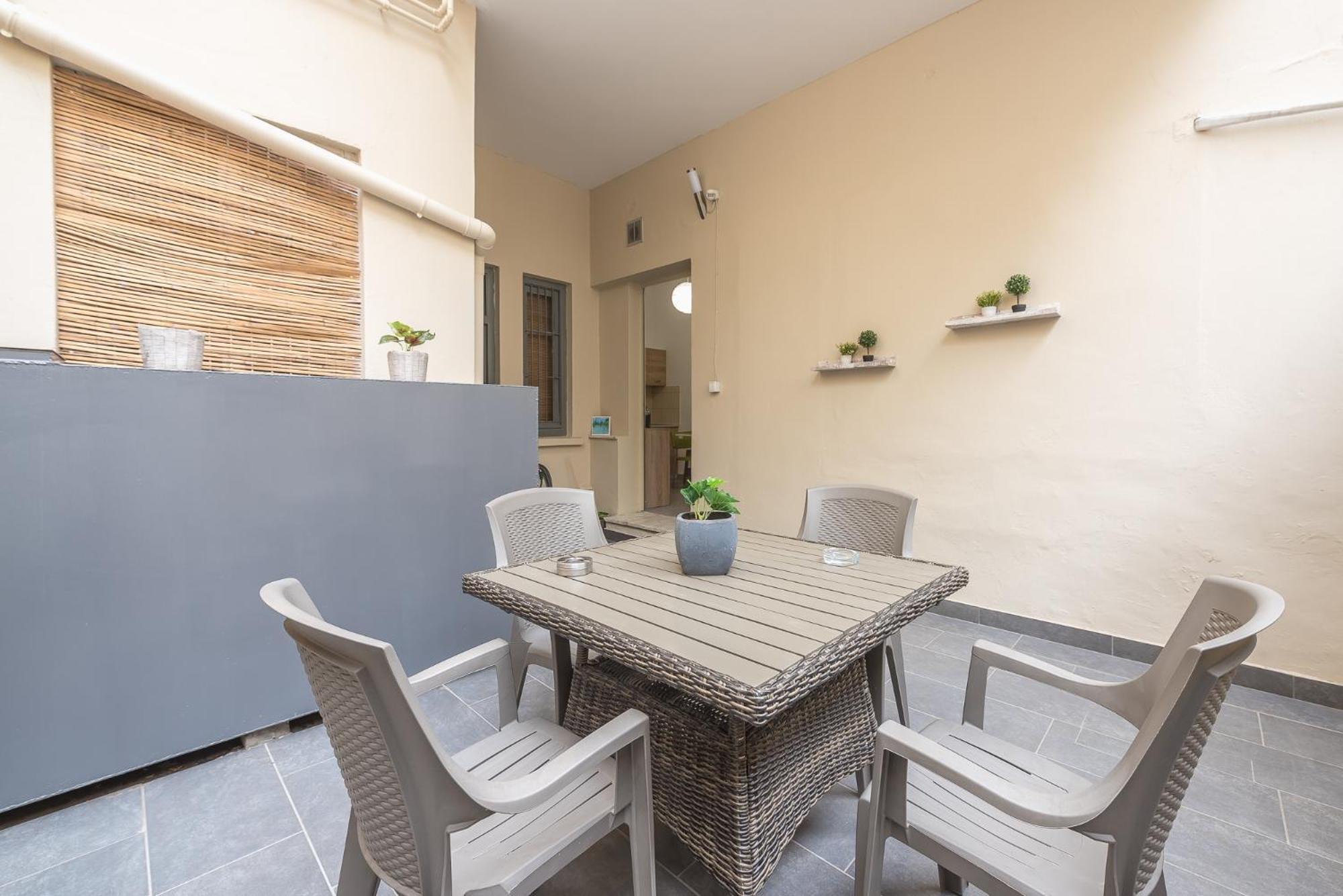 Peaceful And Comfy 2Ba In Athens Heartアパートメント エクステリア 写真
